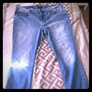 NYDJ light blue slimming girlfriend jeans size 18